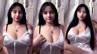 Kienzy Seleb TikTok Dada Jumbo Goyang Erotis poster